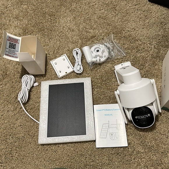 New, never used Outdoor smart PTZ solar battery camera - Picture 2 of 5